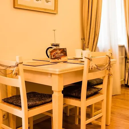 Διαμέρισμα Kaubamaja Luxury *